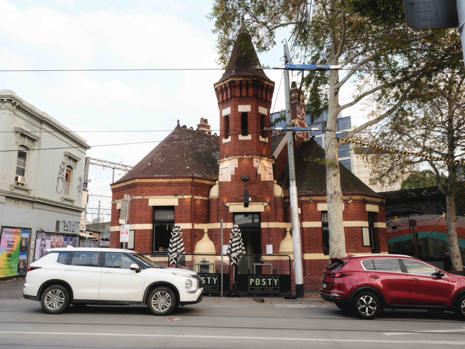 The Posty Bar and Pizza